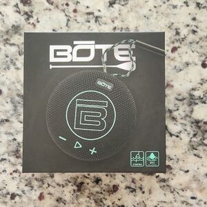 Black Portable Bluetooth Speaker